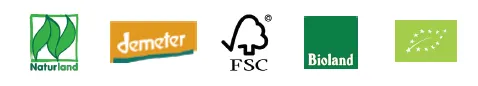 Fünf Nachhaltigkeitssiegel auf weißem Hintergrund: Naturland, demeter, FSC, Bioland und EU-Bio-Siegel. Symbolisieren umweltfreundliche und zertifizierte Produkte.
